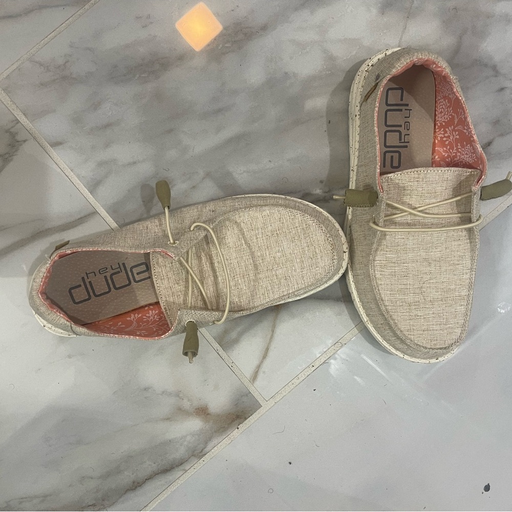 Slip on casual shoes